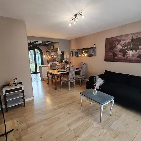 Holiday home Maison Pleine De Charme Avec Jardin Spa&clim *